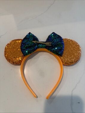 Sequin Mickey-Style Kids Headband with Green-Blue Bow and Gold Ears - Merida